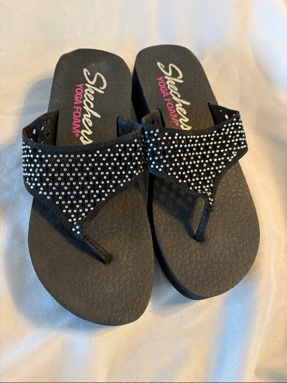 Skechers Black Rhinestone Yoga Foam Flip Flops